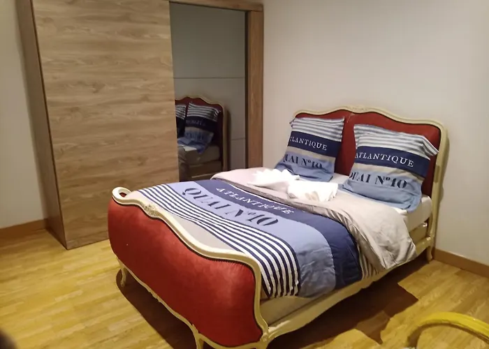 فيلة Les Jardins Secrets روميلي سور سين